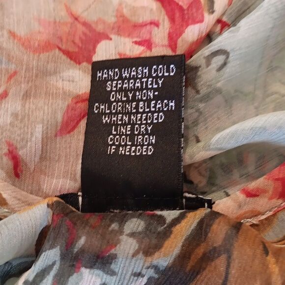 Wet Seal Blue and Pink Fitted Sheer Tank Top, Floral. Racer Back - Picture 7 of 8